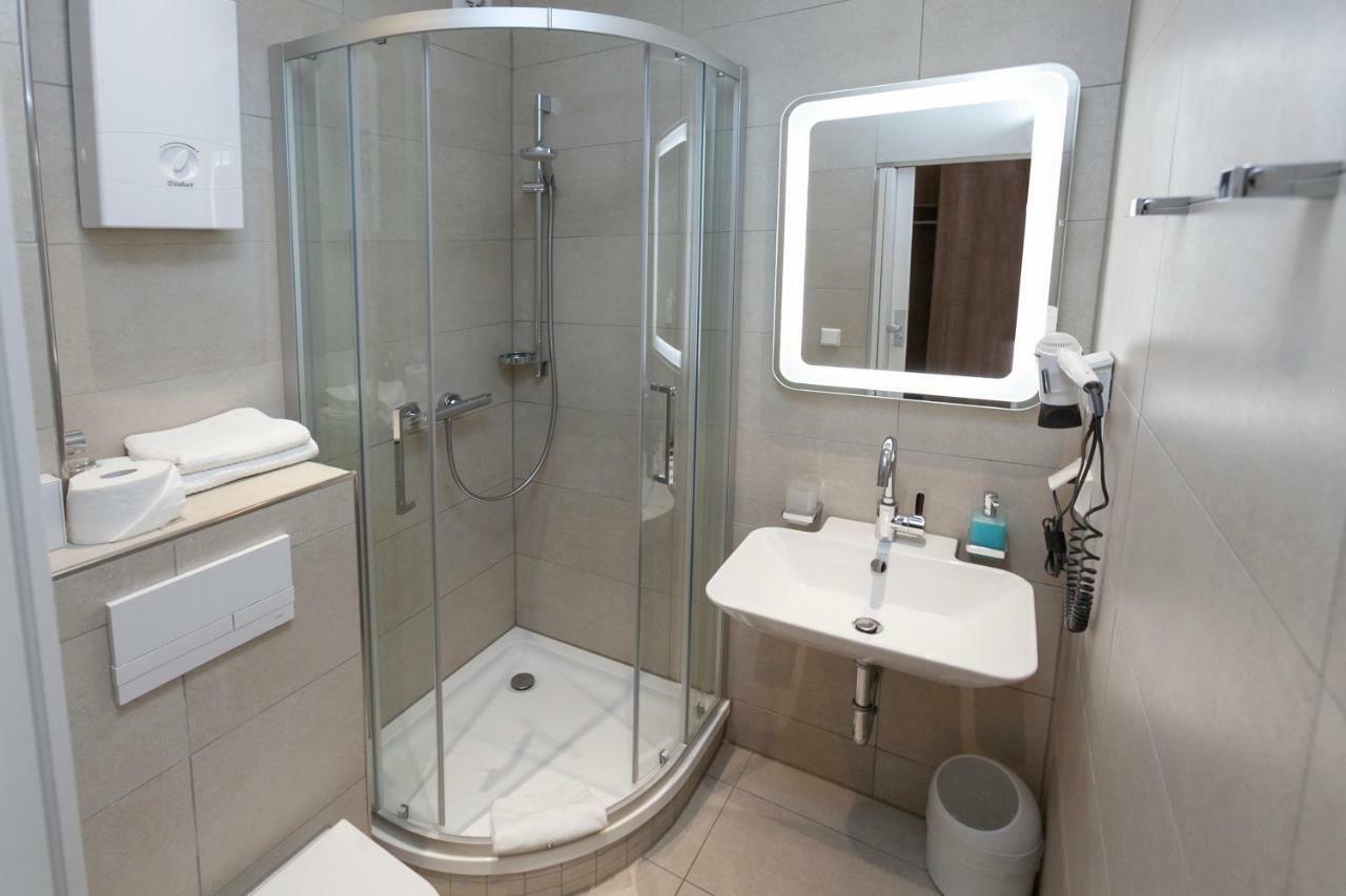 Hotel Prinz Anton Dusseldorf Ngoại thất bức ảnh